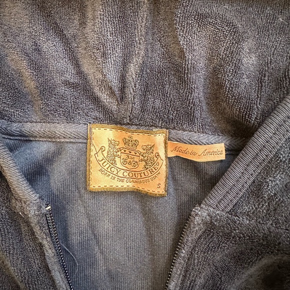 Juicy couture zip up - Picture 3 of 3